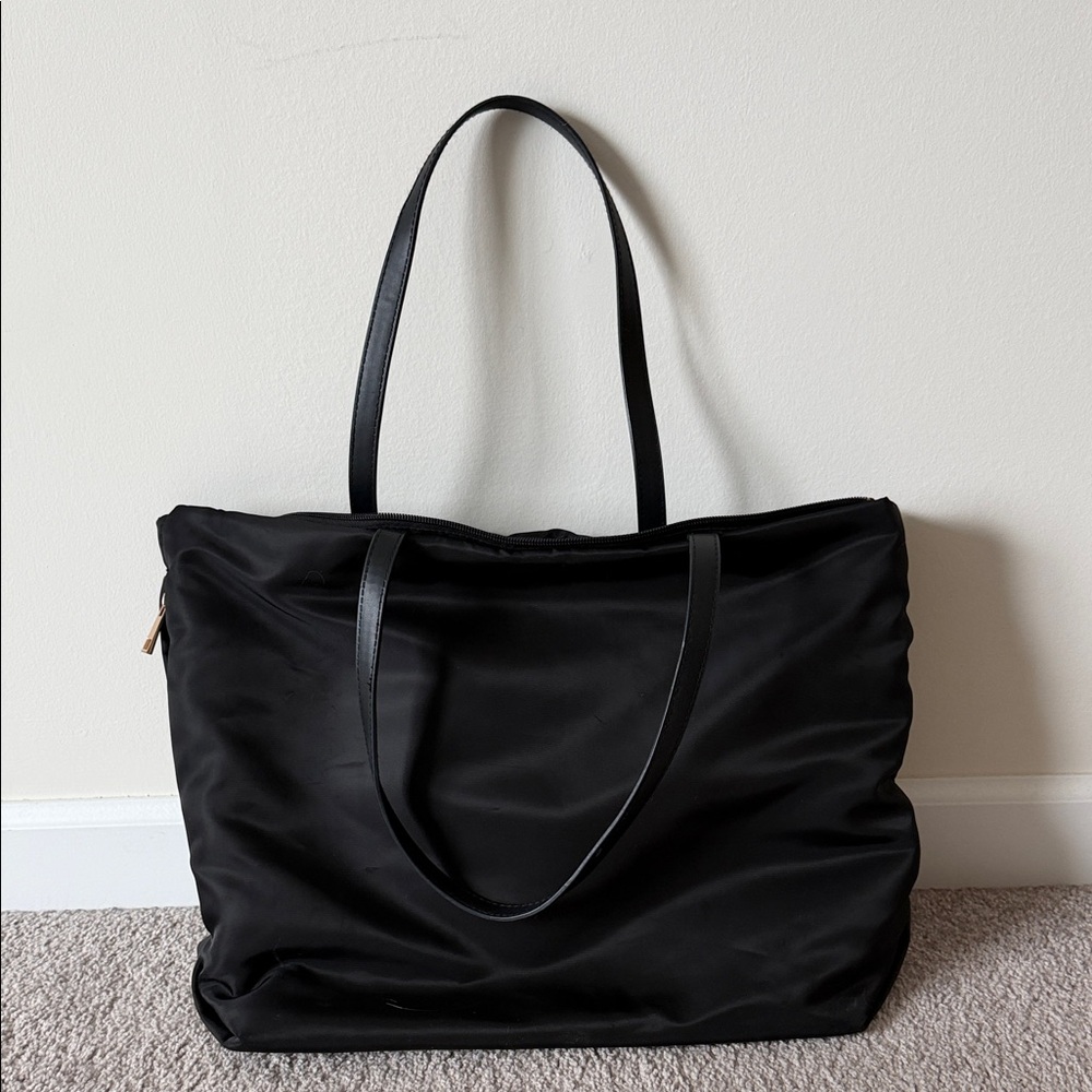 Elegant Black Tote Bag